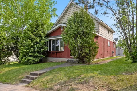 203 New Jersey Ave W, Gilbert, MN 55741