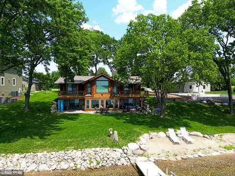 11365 89th St NW, Annandale, MN 55302