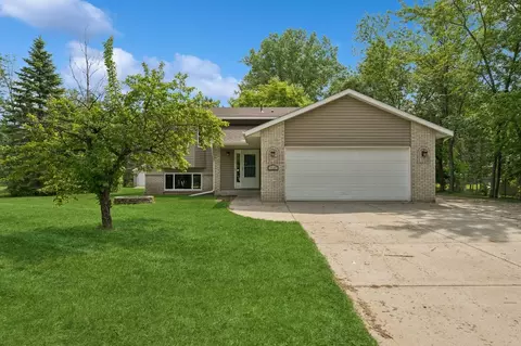 1140 Birch Ave, Big Lake, MN 55309