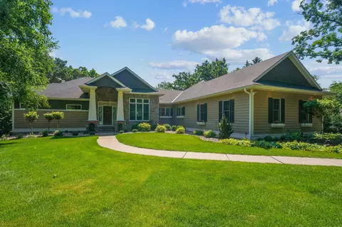 4849 Olson Lake Trl N, Lake Elmo, MN 55042