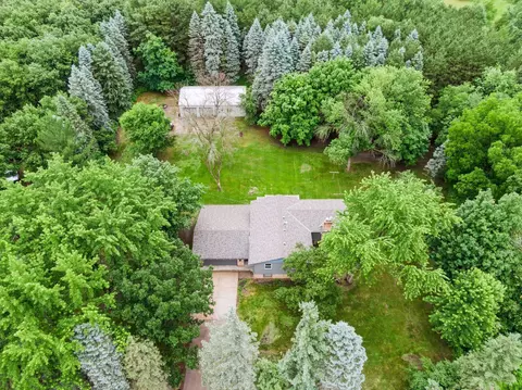 20327 Raven St NW, Oak Grove, MN 55011