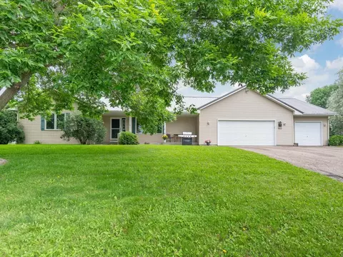 471 Brad St, Hamburg, MN 55339