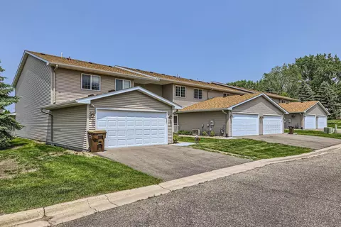 1127 Ridgestone Pl, Buffalo, MN 55313 photo 2
