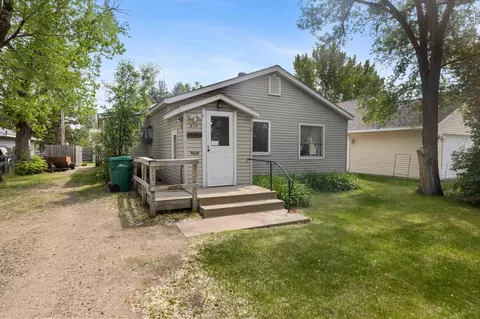 814 9th Ave NE, Brainerd, MN 56401