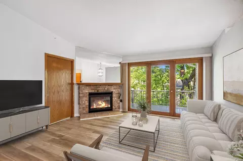 15188 Patricia Ct, Eden Prairie, MN 55346