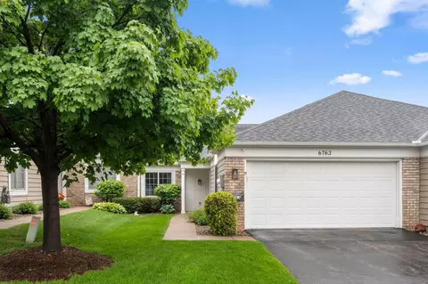 6763 Jenny Ln, Woodbury, MN 55125