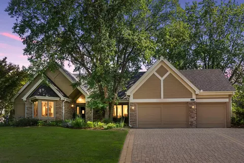 10509 Purdey Rd, Eden Prairie, MN 55347