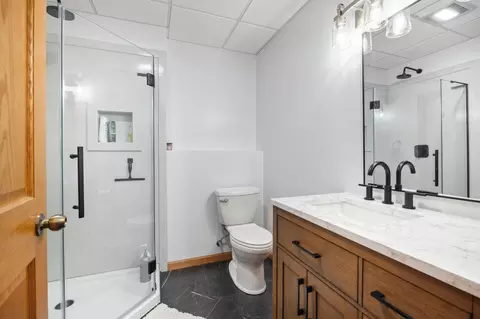 Bath - 21784 658th Ave, Darwin, MN 55324 photo 2 of 2