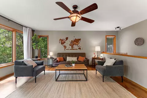 1370 69th Ave NE, Fridley, MN 55432