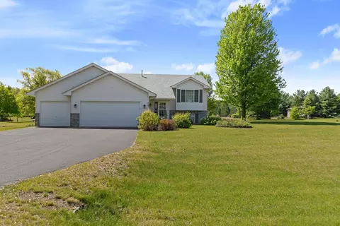 6567 404th St, North Branch, MN 55056