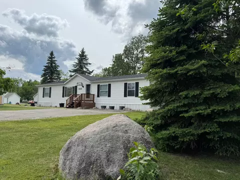 1616 4th Ave, International Falls, MN 56649