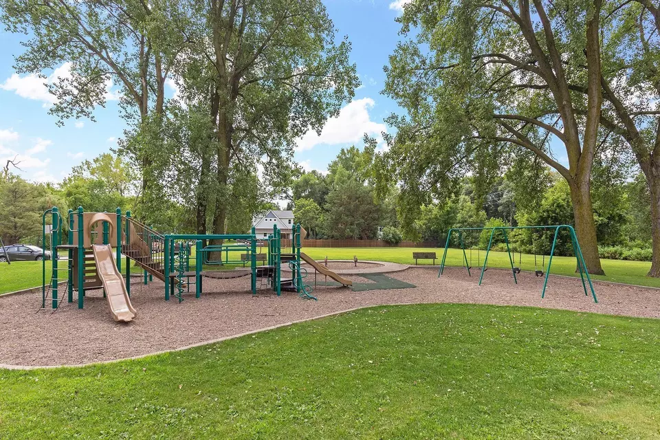  5505 Countryside Rd, Edina, MN 55436 photo 45