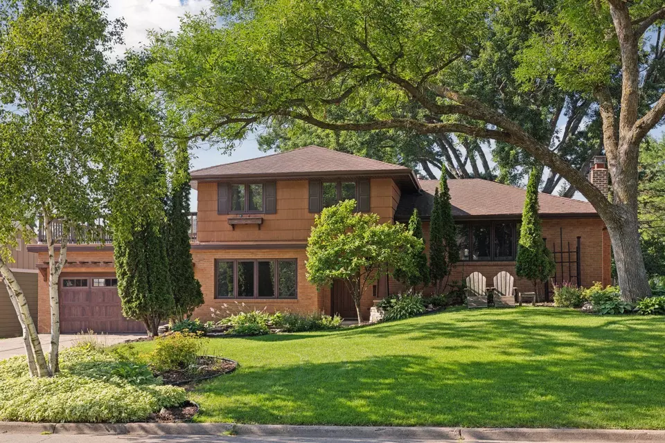  5505 Countryside Rd, Edina, MN 55436 photo 2