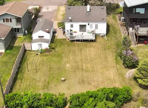 View/Area - 2212 Springvale Ct, Duluth, MN 55811 photo 10 of 14
