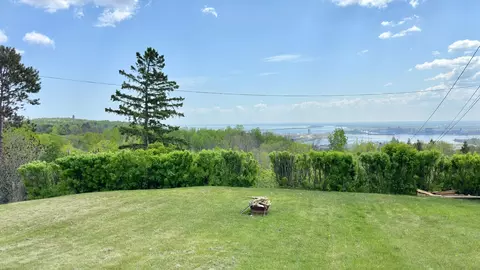 View/Area - 2212 Springvale Ct, Duluth, MN 55811 photo 5 of 14