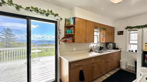 Kitchen - 2212 Springvale Ct, Duluth, MN 55811 photo 1 of 6