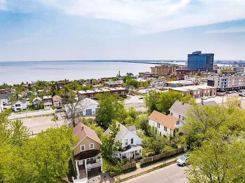 View/Area - 714 E 5th St, Duluth, MN 55805 photo 3 of 6