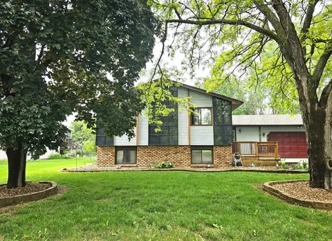 10700 99th Pl N, Maple Grove, MN 55369