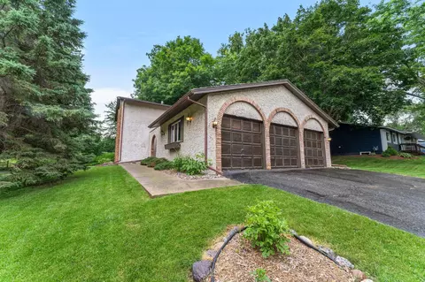 3820 Linden Cir, Excelsior, MN 55331