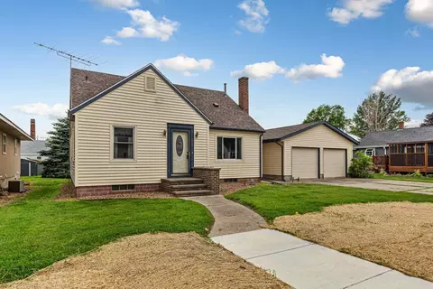 608 W Alden St, Arlington, MN 55307