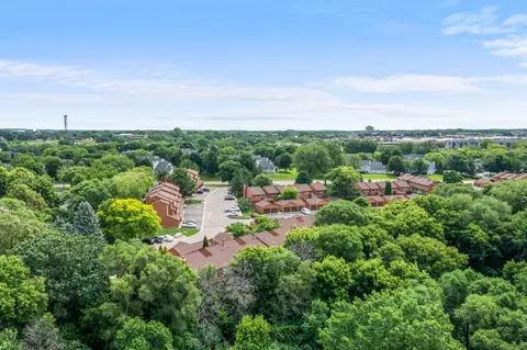 View/Area - 1626 Raindrop Dr, Eagan, MN 55121 photo 3 of 3
