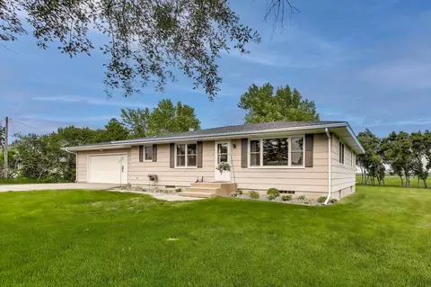 24950 Cedar Ave, Farmington, MN 55024