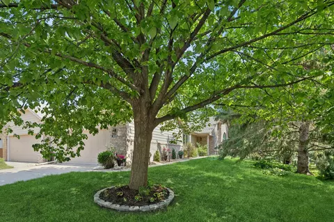 14371 Embassy Way, Apple Valley, MN 55124