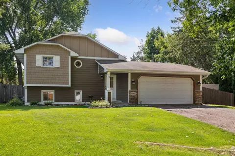 14347 Shore Ln NE, Prior Lake, MN 55372