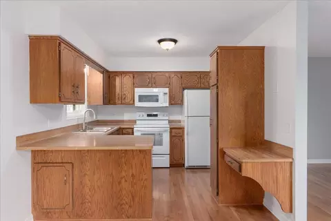 Kitchen - 11530 Jersey Ave N, Champlin, MN 55316 photo 1 of 3