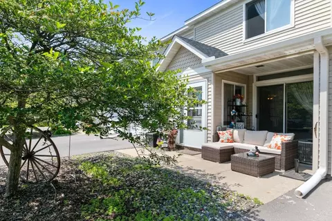 6145 Courtly Alcove #G, Woodbury, MN 55125