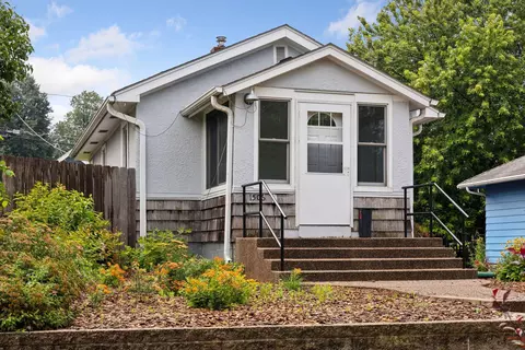 1506 Carroll Ave, Saint Paul, MN 55104