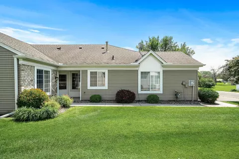 7588 Hinton Park Ave S, Cottage Grove, MN 55016