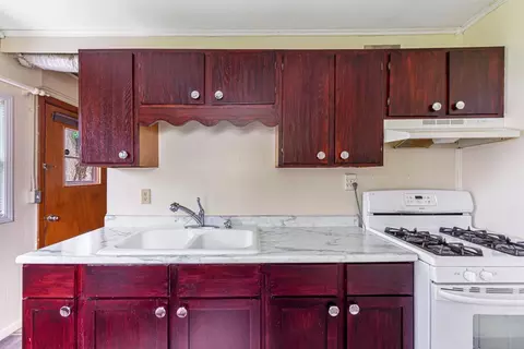 Kitchen - 813 Carlton Ave, Faribault, MN 55021 photo 2 of 2