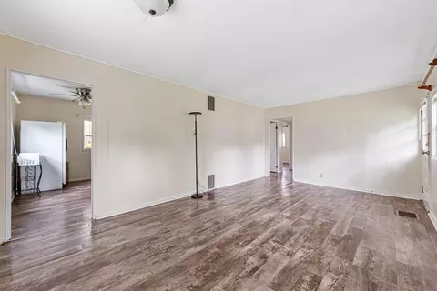 Living - 813 Carlton Ave, Faribault, MN 55021 photo 4 of 4