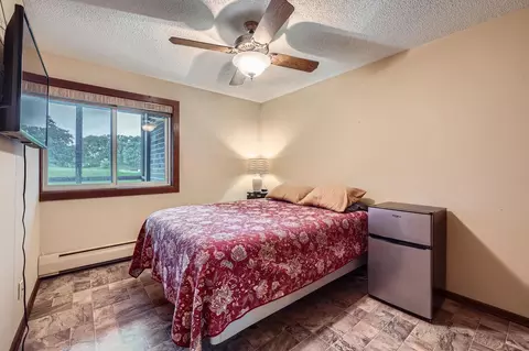 Bedroom - 3420 Golfview Dr #117, Eagan, MN 55123 photo 5 of 6
