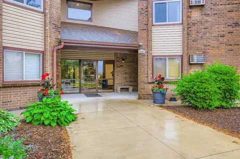 Other - 3420 Golfview Dr #117, Eagan, MN 55123 photo 2 of 3