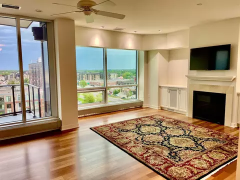 3209 Galleria #906, Edina, MN 55435