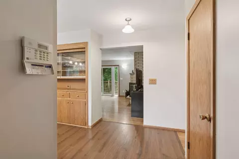 667 19th Ave NW, New Brighton, MN 55112