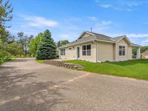 Exterior - 8025 Dalton Rd, Baxter, MN 56425 photo 6 of 7