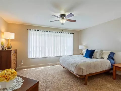 Bedroom - 8025 Dalton Rd, Baxter, MN 56425 photo 2 of 4