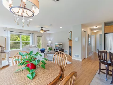 Dining - 8025 Dalton Rd, Baxter, MN 56425 photo 1 of 1
