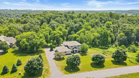 753 Regal Rdg, Hudson, WI 54016