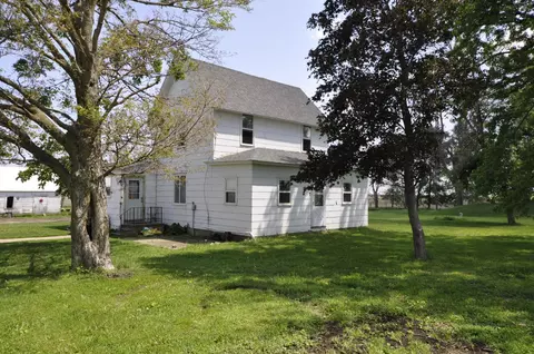 69198 235th St, Dexter, MN 55926
