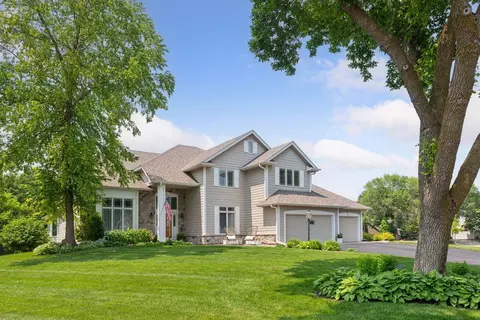 8800 Horizon Rdg, Victoria, MN 55386