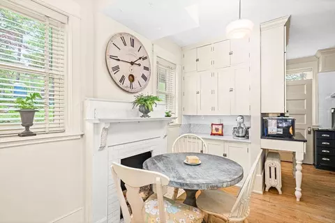 Kitchen - 2401 E 5th St, Duluth, MN 55812 photo 1 of 4