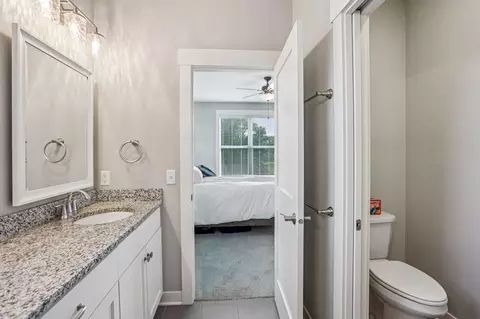 Bath - 3757 Independence Rd, Maple Plain, MN 55359 photo 2 of 4