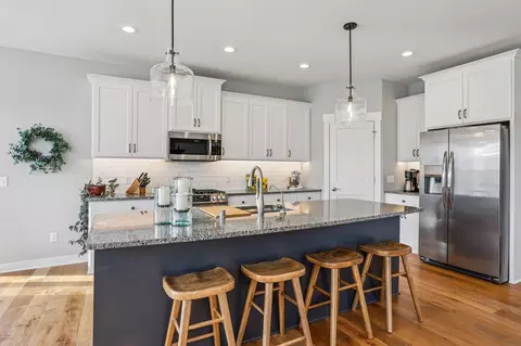 Kitchen - 3757 Independence Rd, Maple Plain, MN 55359 photo 1 of 4