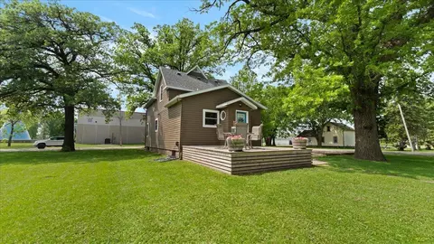401 E Main St, Osakis, MN 56360 photo 3