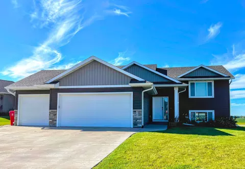 4201 Silver Ridge Pl NW, Rochester, MN 55901