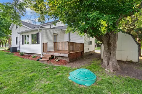 Exterior - 827 Central Ave N, Faribault, MN 55021 photo 7 of 7